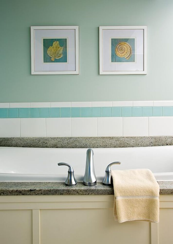 Ocean Suites 2 Queens Floor 3 photo 3