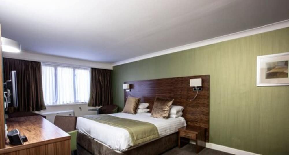 1 Double Bed - Photo 4