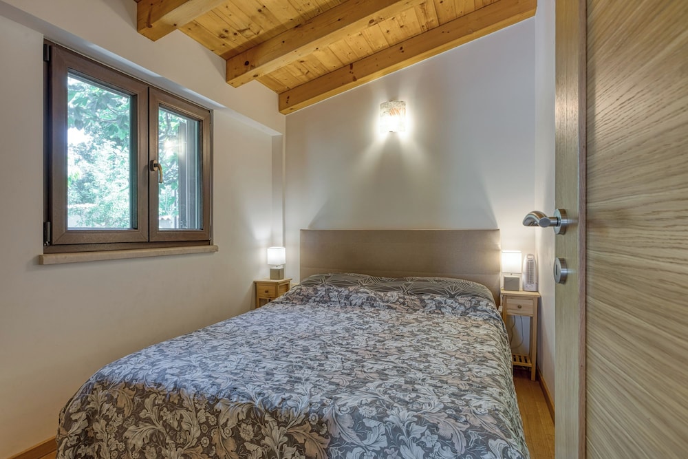 Standard House, Multiple Bedrooms (House Stella Nature)