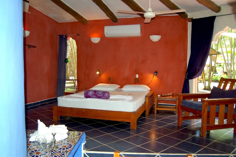 Deluxe Quadruple Room, 2 Double Beds photo 3