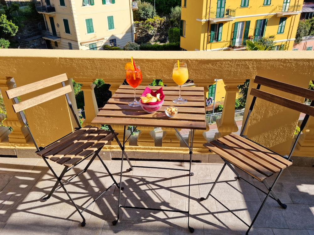 Superior Room, Balcony, Bay View - Photo 6