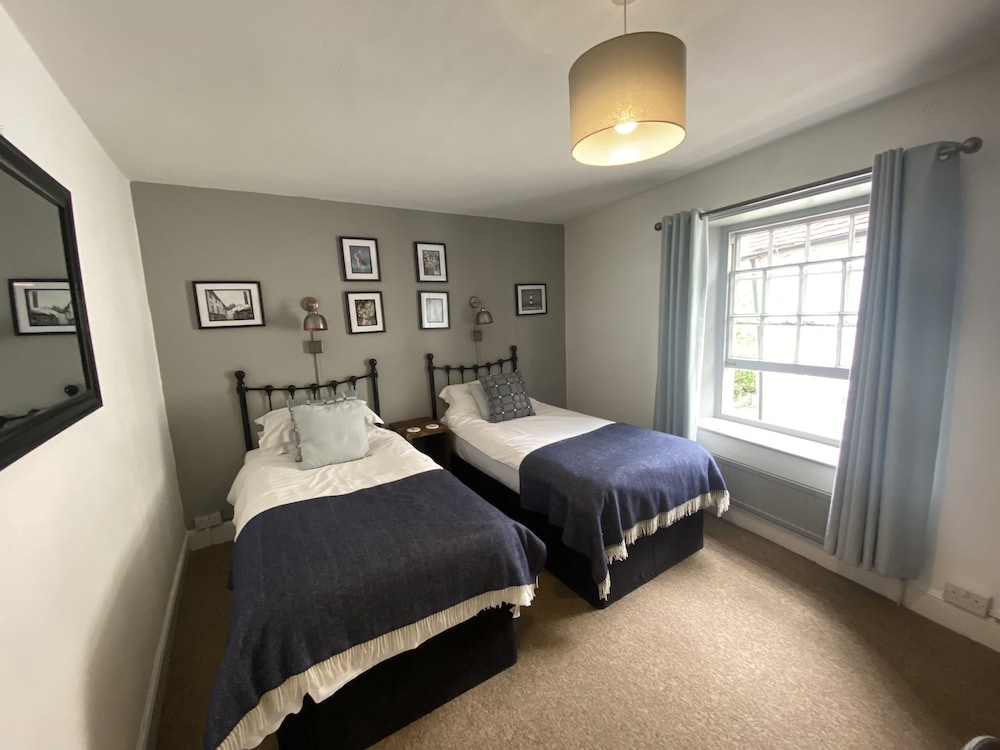 Classic Twin Room, 2 Twin Beds, Non Smoking - Photo 3
