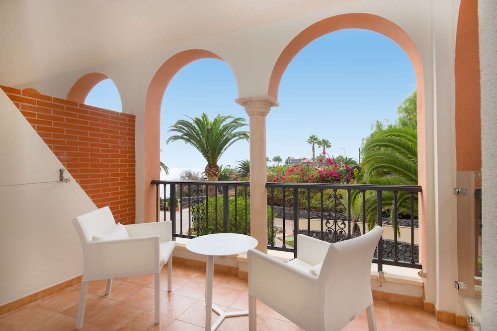 Double or Twin Room, Garden View