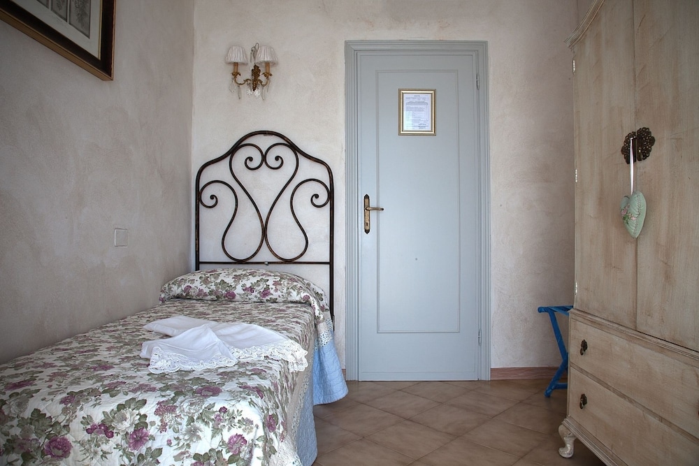 Single Room, Private Bathroom (Esterno)