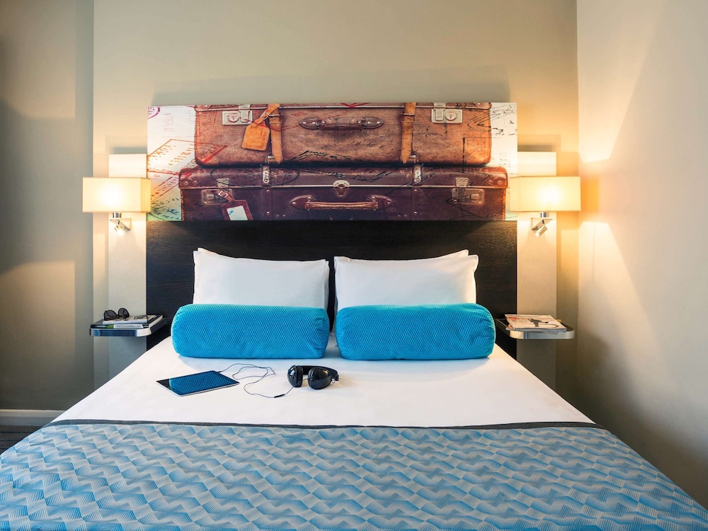 Standard Room, 1 Queen Bed