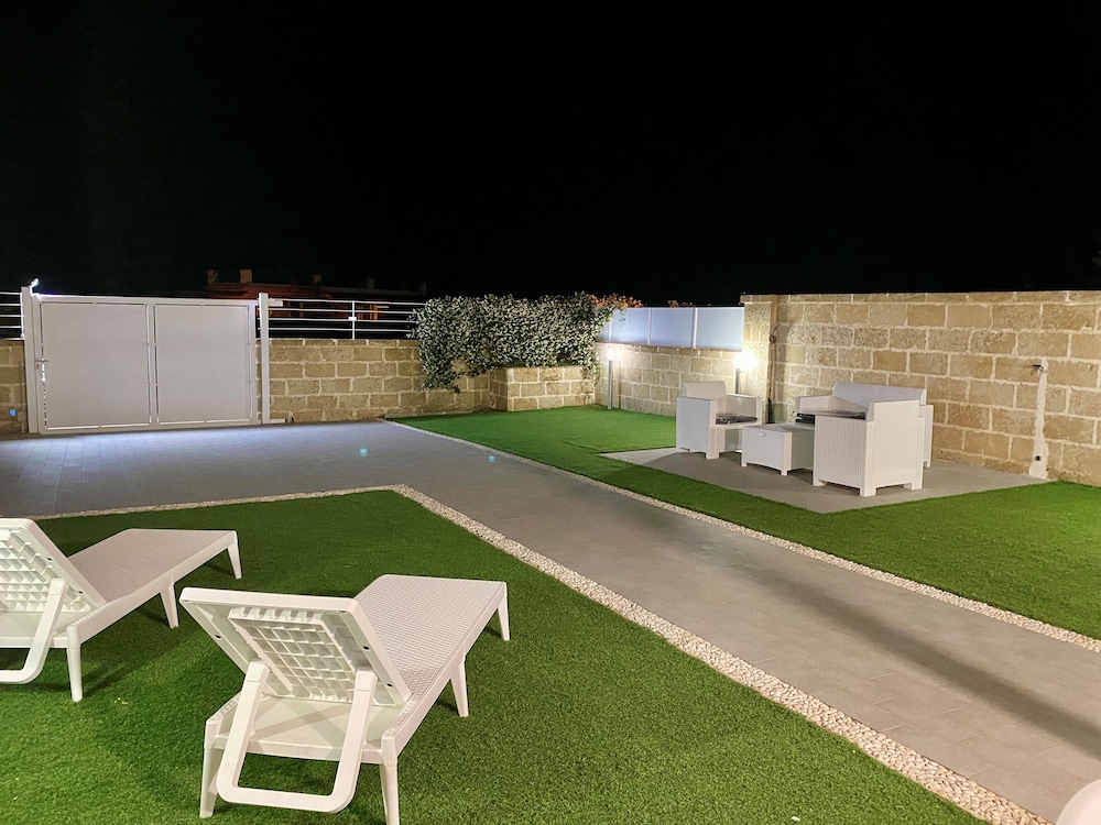 Villa Noire 'bare 900 meter fra de krystalklare vand i Salento, Billede 16