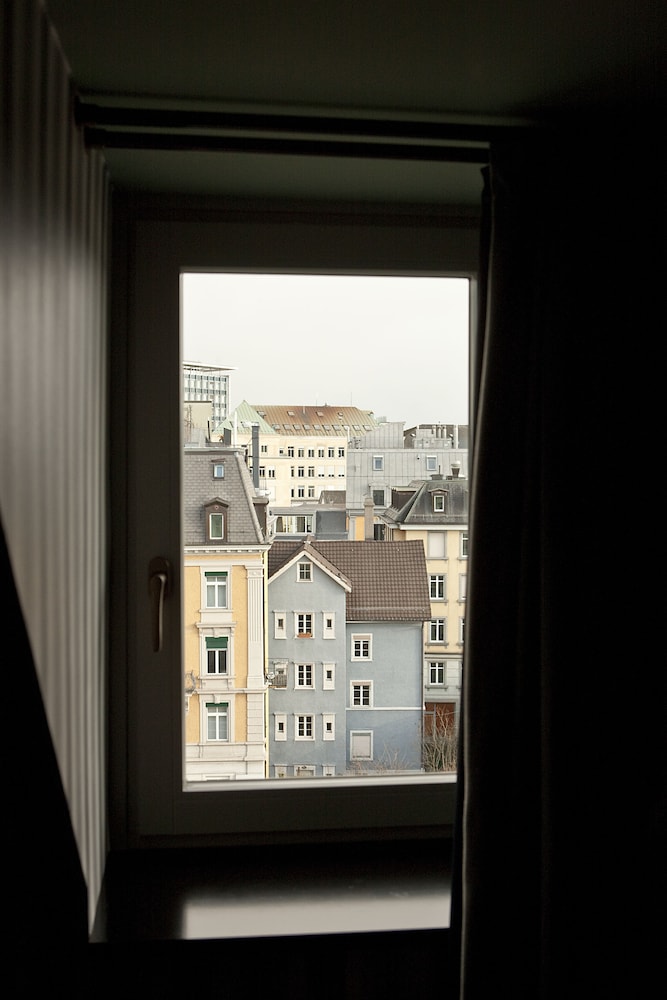 Cozy Double Room - Photo 6