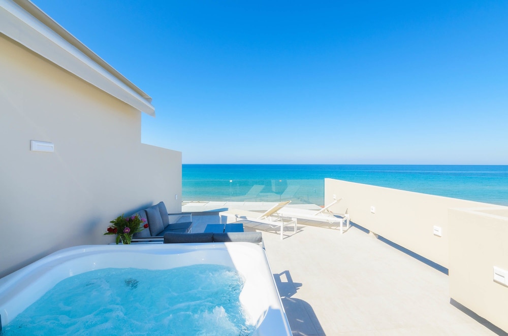 Luxury Suite, Sea View, Sea Facing