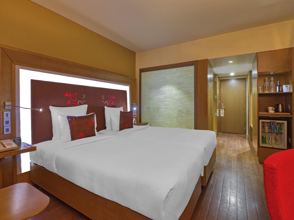 Premier Room, 2 Twin Beds - Photo 3