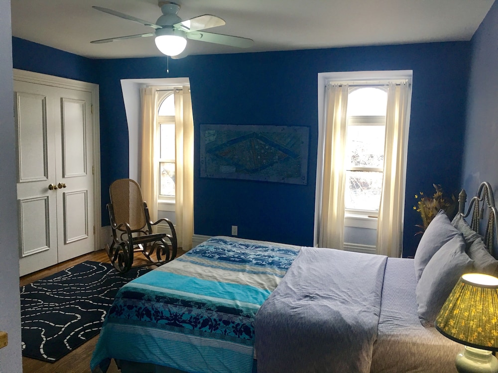 Luxury Suite, 1 Queen Bed, Ensuite