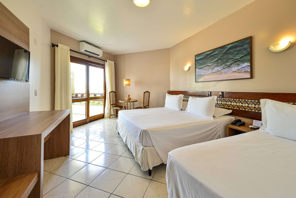 Deluxe Room, Multiple Beds, Non Smoking