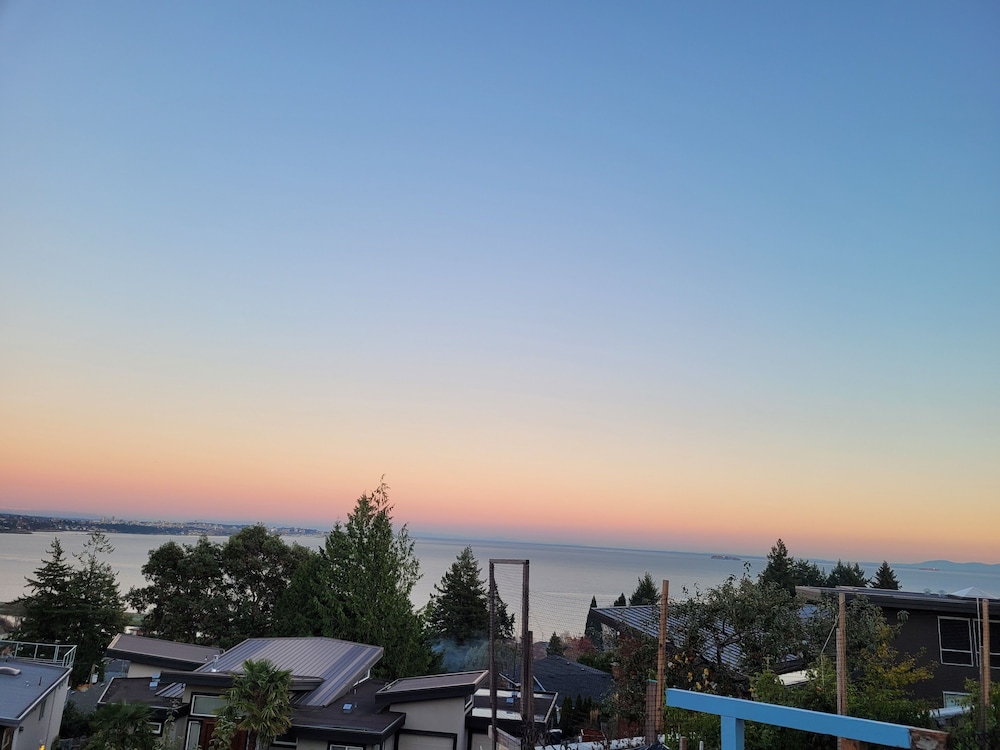 Comfort Double Room, 2 Double Beds, Non Smoking, Ocean View photo 3