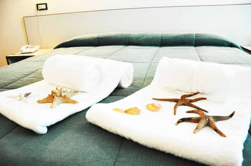 Superior Double Room, Ocean View photo 2