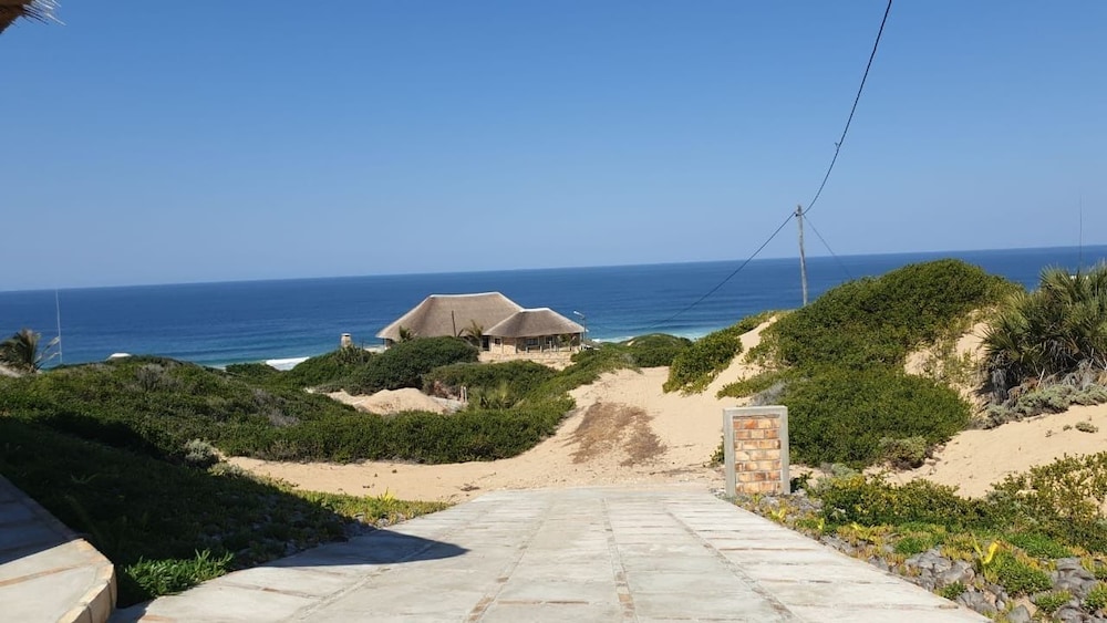 Signature House photo 3