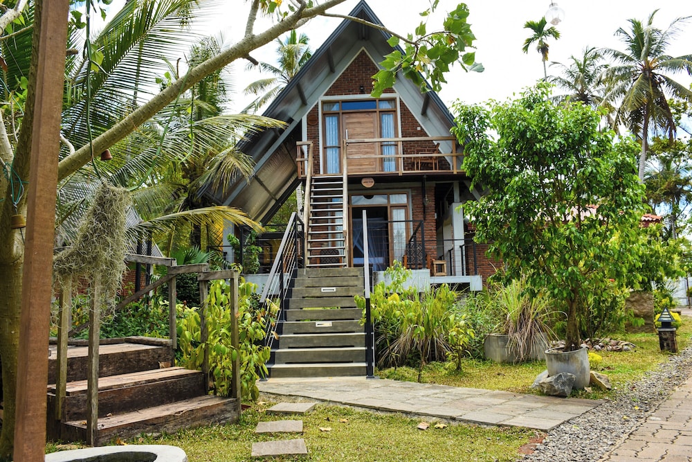 Deluxe Double Room, Balcony, Pool View photo 1