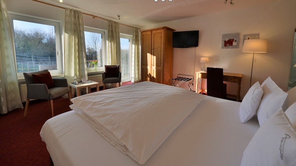 Standard Double Room (im Gästehaus-Pfarrhaus 80 m entfernt) photo 3