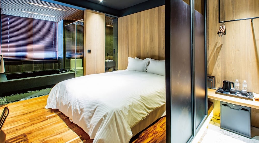 Deluxe Double Room with Hot Spring, 1 Queen Bed, Non Smoking photo 1