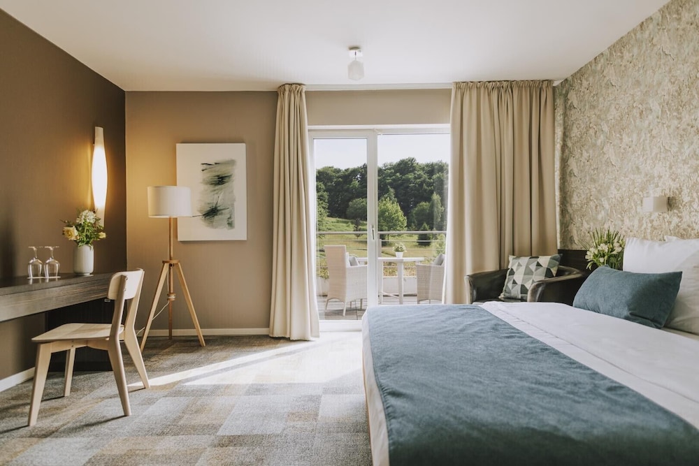 Premium Double/Twin Room with Terrace - Photo 3