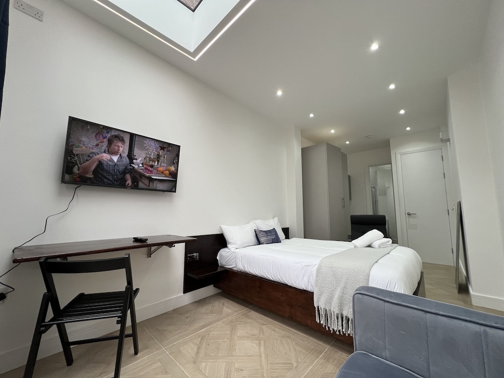 Luxury Studio Suite photo 3