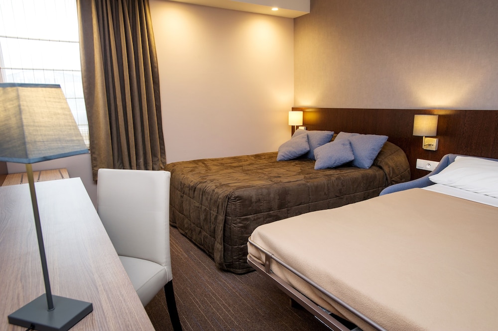 Family Quadruple Room