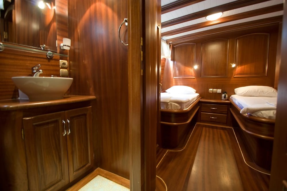 Classic Cabin