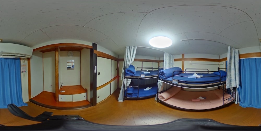 Basic Shared Dormitory, Men only photo 3