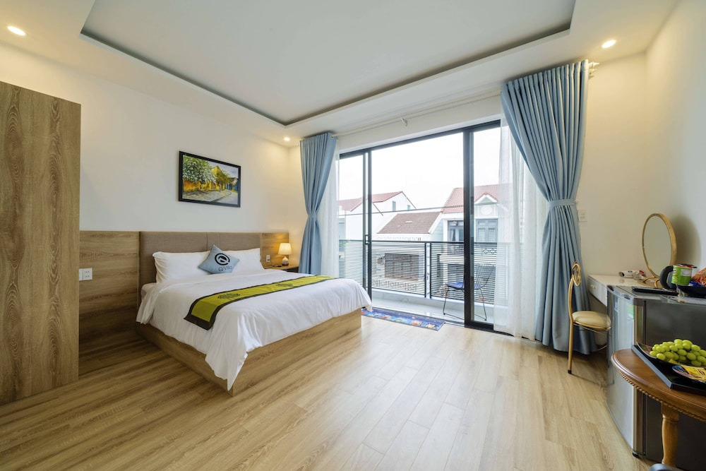 Grand Double Room, Balcony, City View - Photo 3