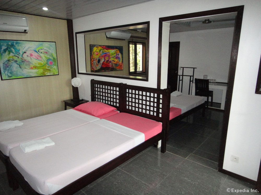 Family Room, 2 Bedrooms, Accessible, Non Smoking photo 3