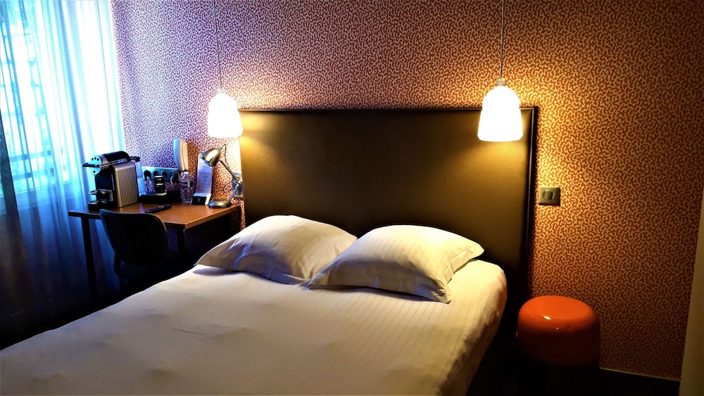 Standard Room, 1 Double Bed, Non Smoking (Simple) - Photo 4
