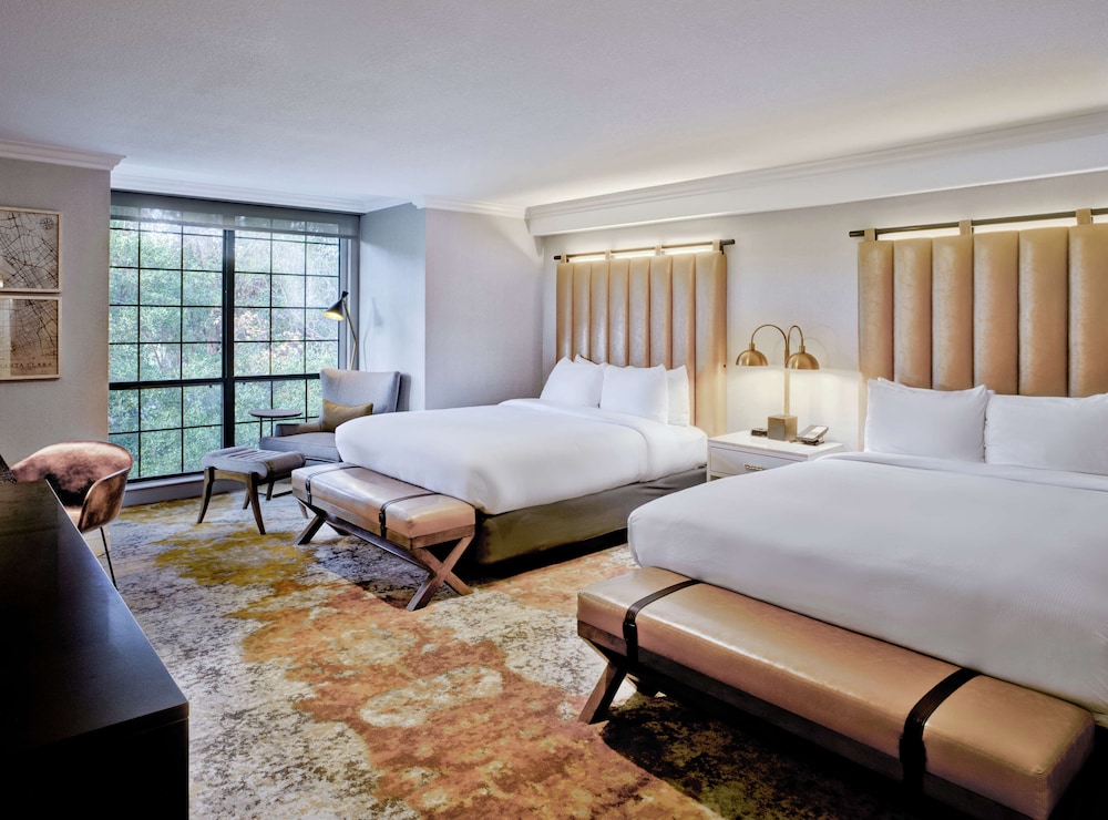 Room, 2 Queen Beds - Photo 1