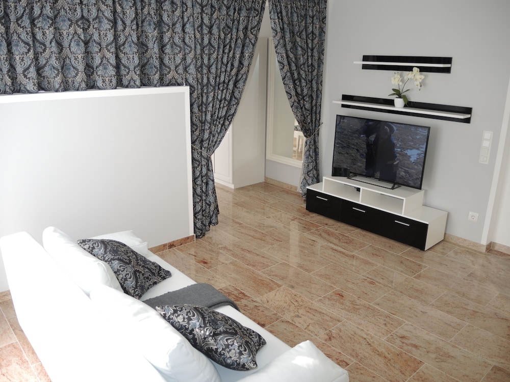 Apartment, 1 King Bed with Sofa bed, Non Smoking (Apartment 2)