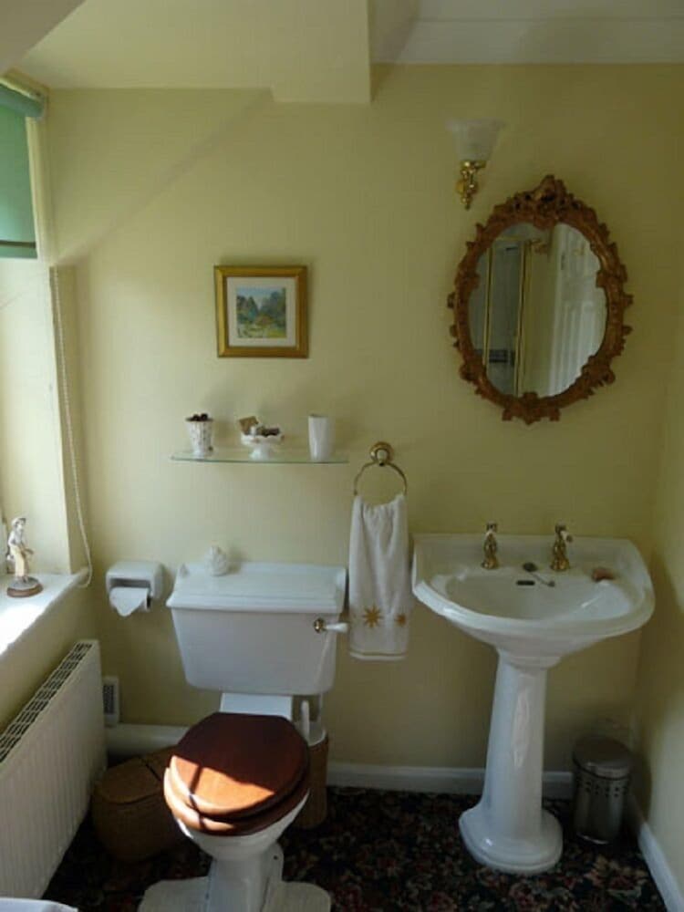 Classic Double Room (Primrose Suite ) photo 3