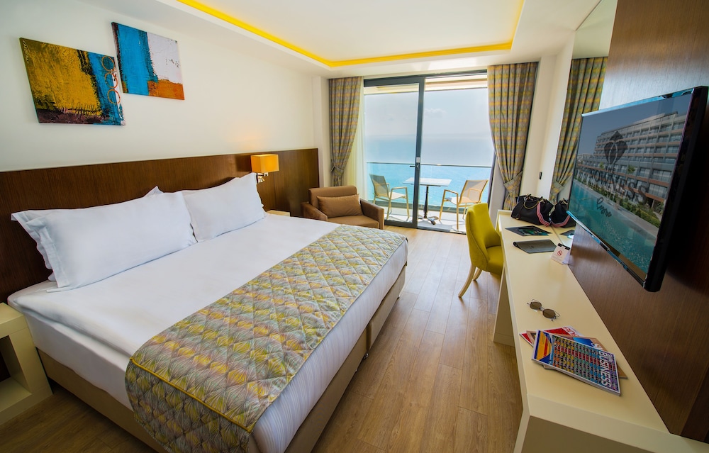 Deluxe Room, Sea View photo 1