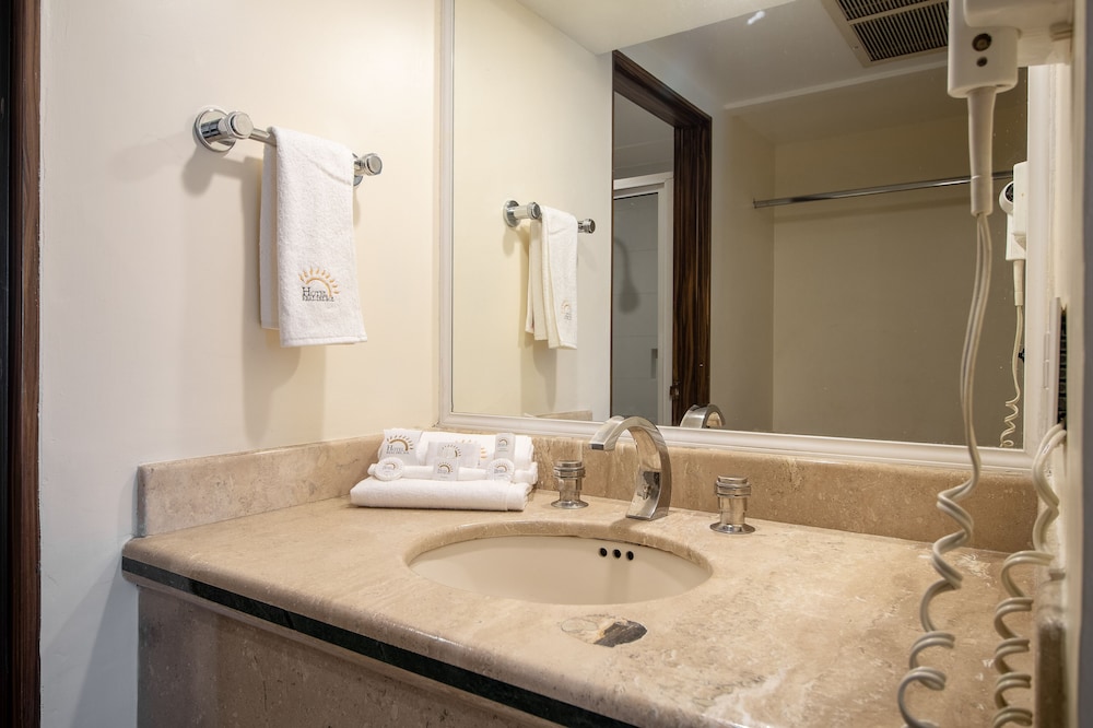 Standard Double Room - Photo 3