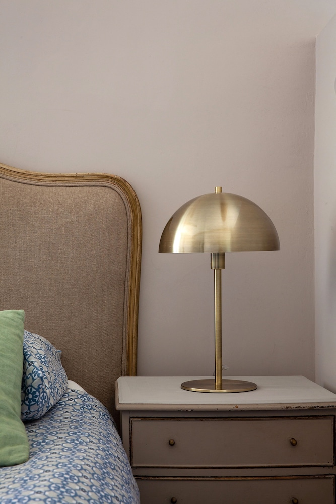 Family Room - Photo 4