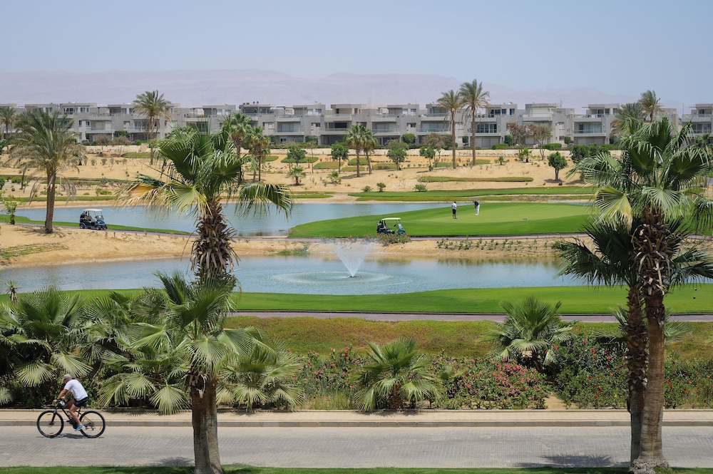 Standard Twin Room, Golf View photo 2