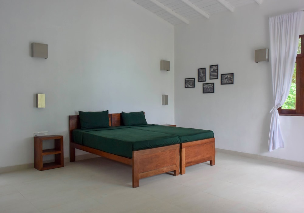 Deluxe Double or Twin Room, 1 Bedroom, Smoking, Garden Area photo 3