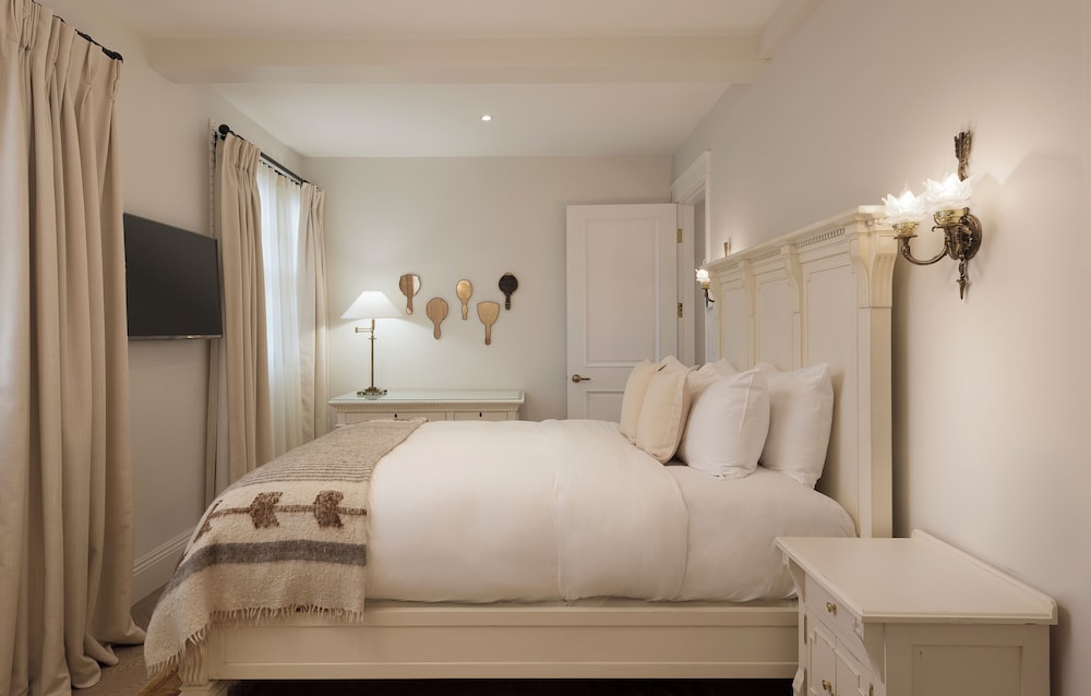 Room Marie-Rollet (Building B, No pets Allowed) - Photo 3