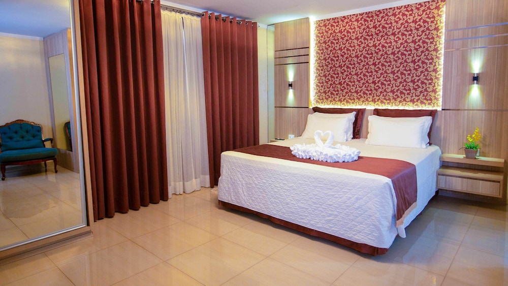 Super Deluxe Suite photo 1