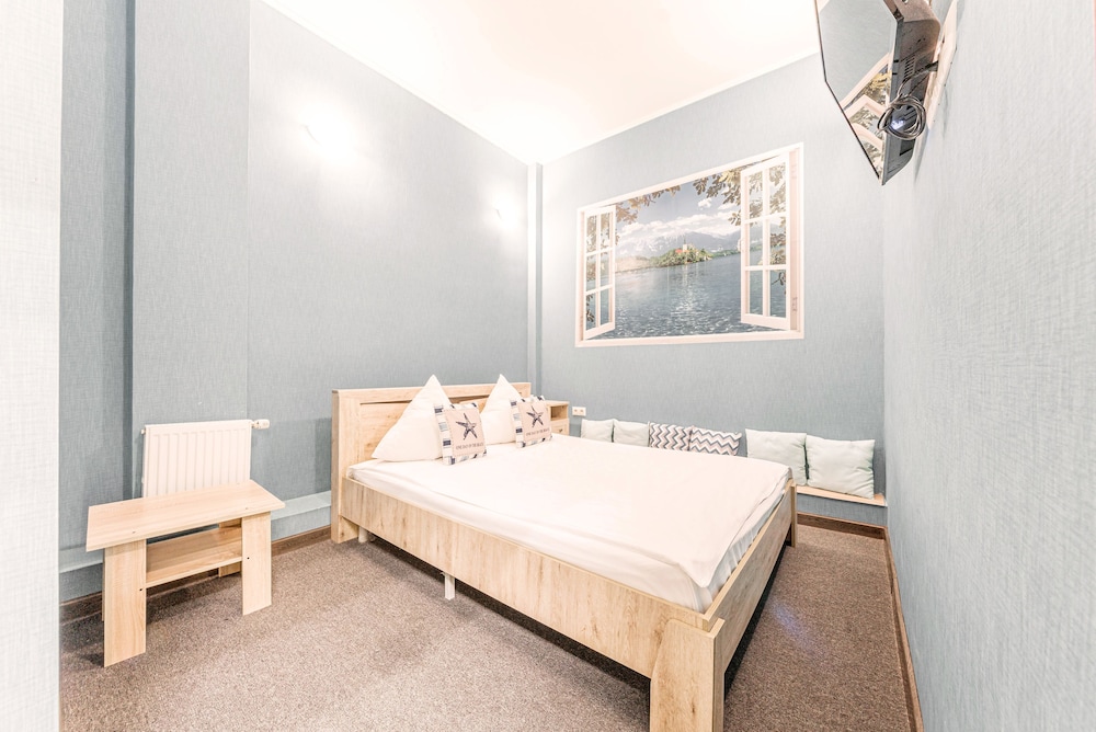 Economy Double Room photo 1