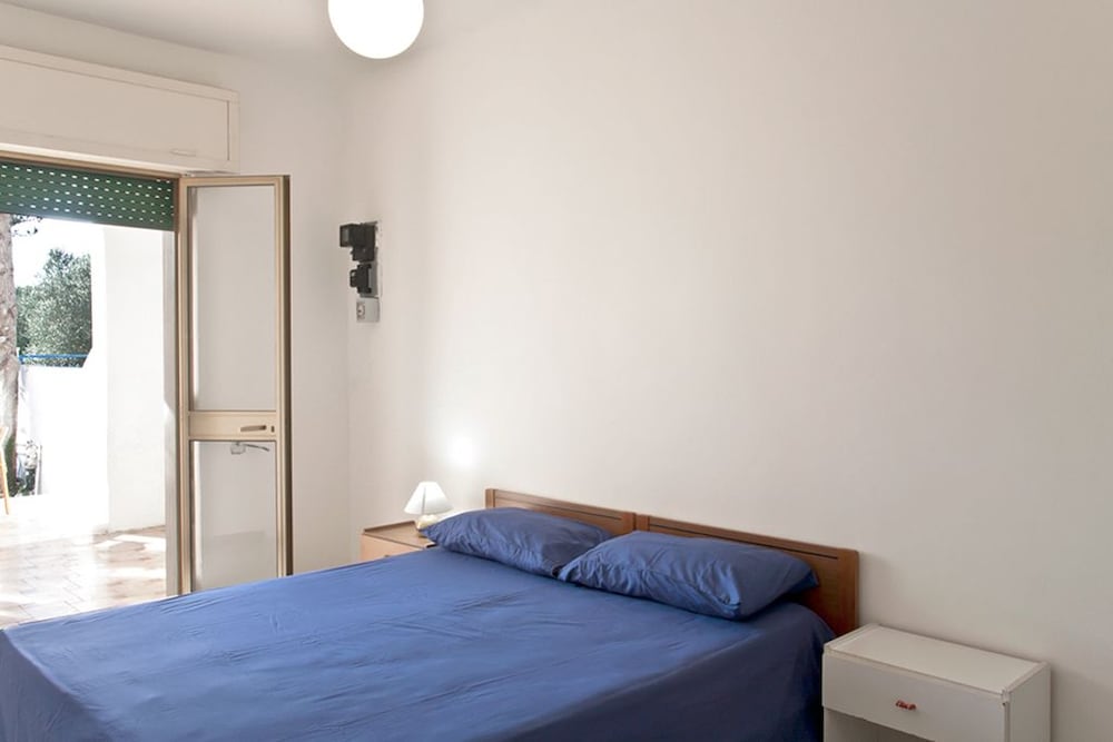 House, 2 Bedrooms