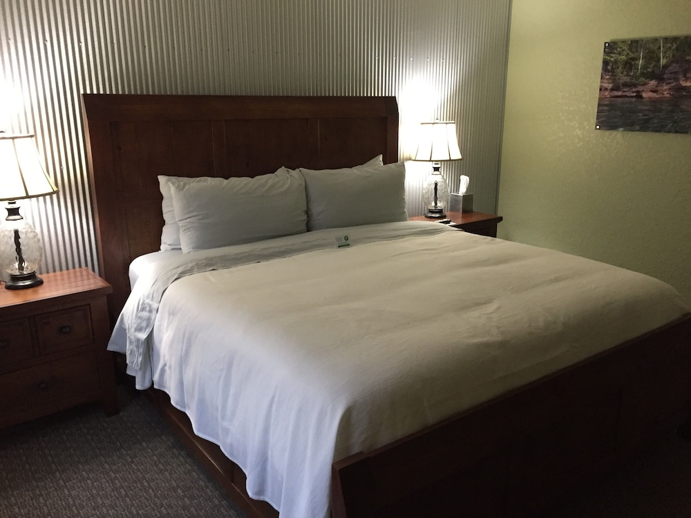 Suite, 1 King Bed with Sofa bed, Bay View (Room 12)