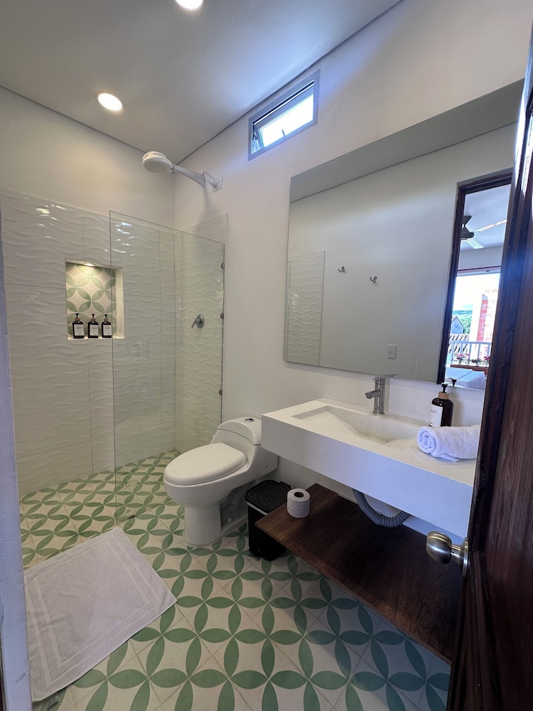 Comfort Triple Room, Mountain View photo 2