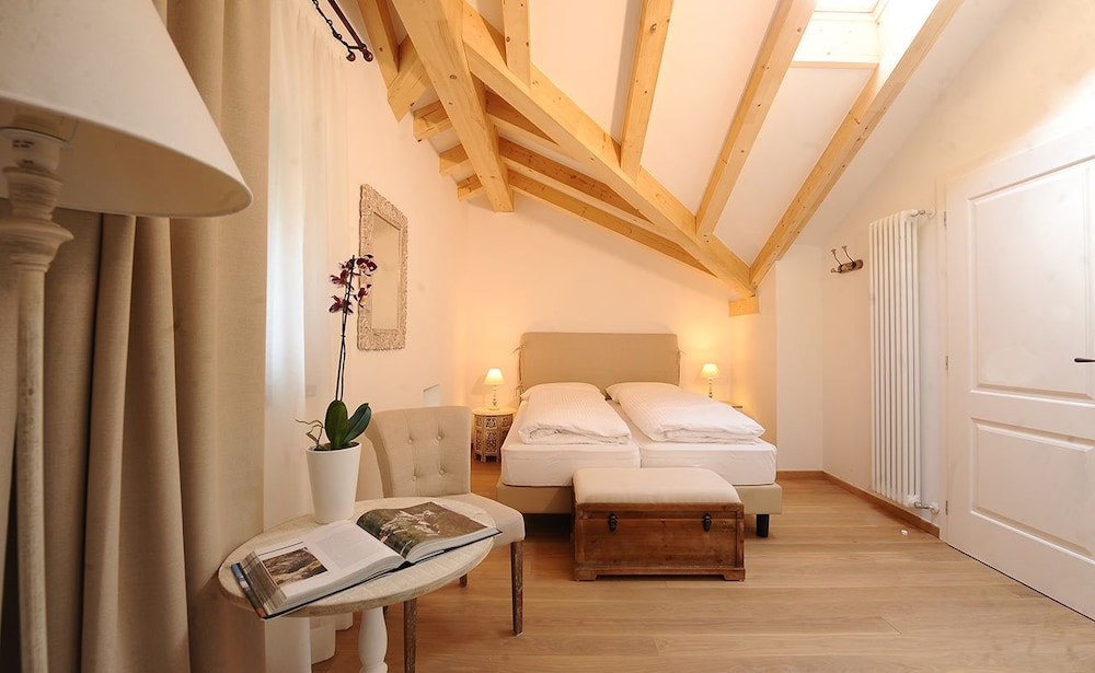Classic Double or Twin Room photo 1