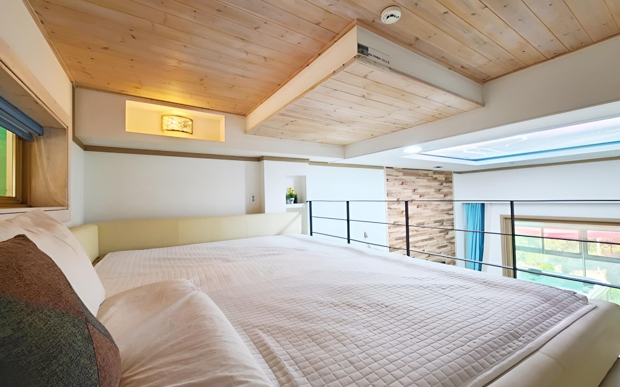 Room (Archer (Spa Duplex)) - Photo 8