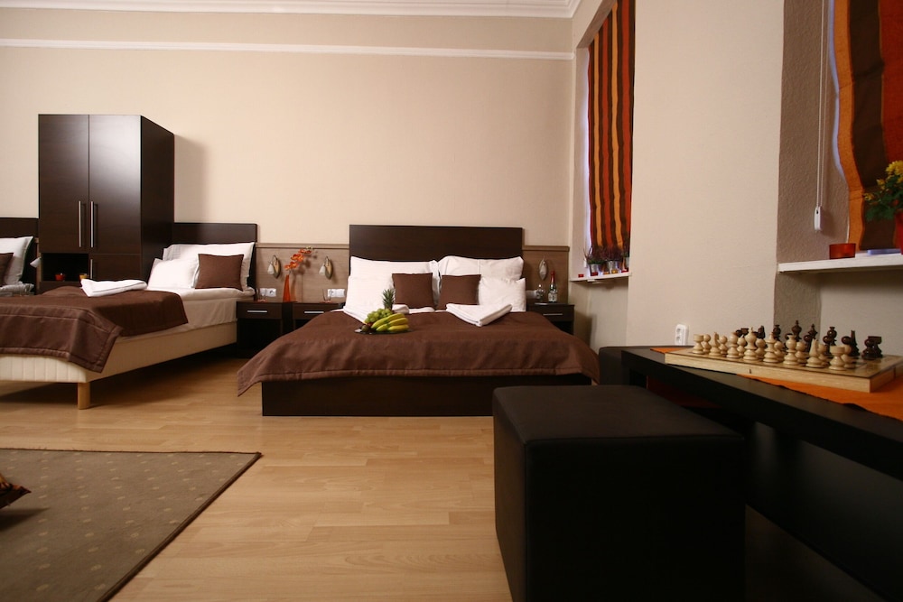 Apartment - Photo 1
