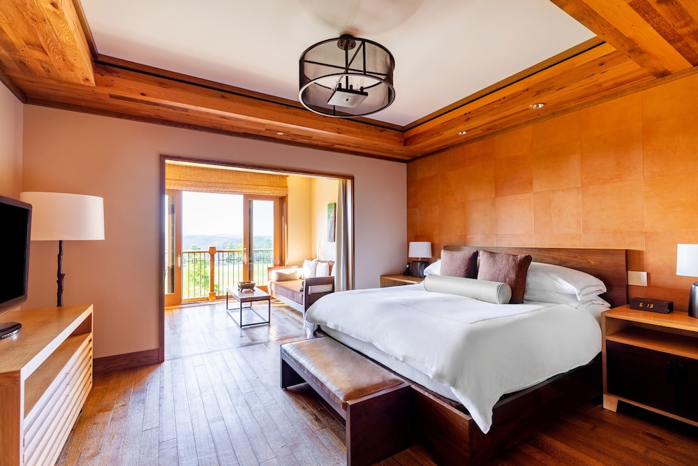 Room, 1 King Bed (Lodge) photo 1
