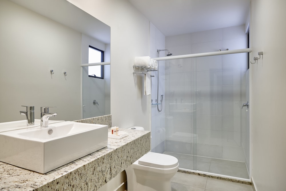 Deluxe Triple Room - Photo 5