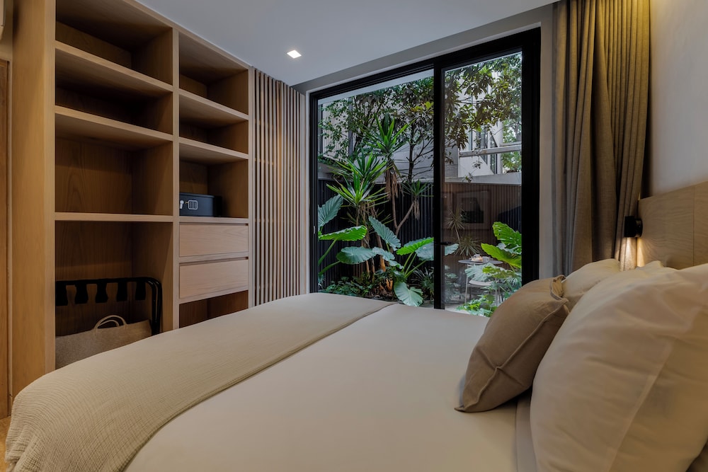 Signature Apartment