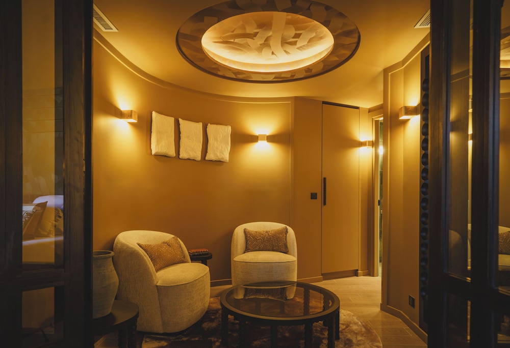 Junior Double or Twin Room, 1 Bedroom photo 2